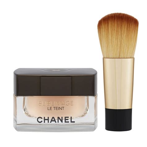 chanel sublimage foundation review.